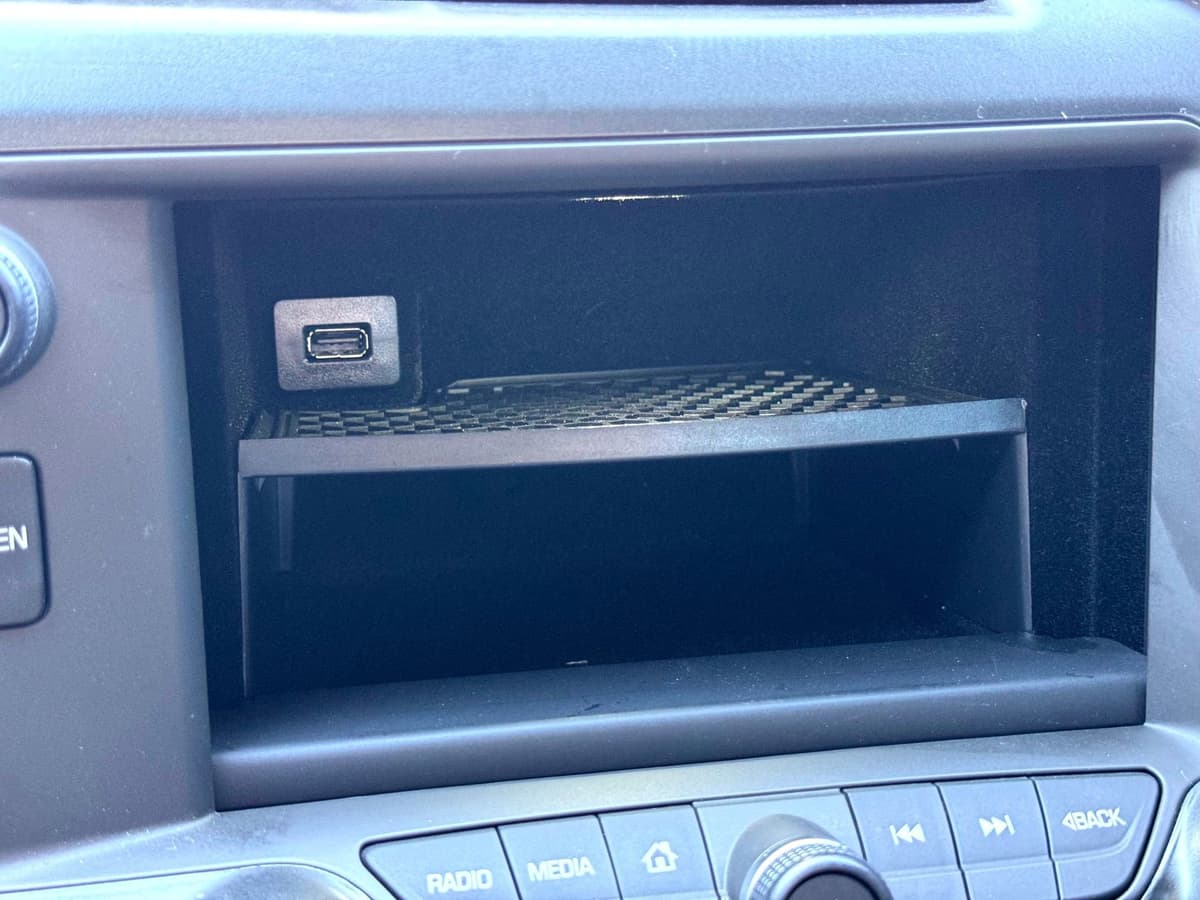 2019 Chevrolet Corvette - Image 32