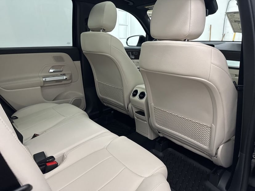 2026 Mercedes-Benz GLB - Image 24