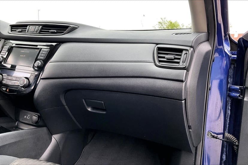 2019 Nissan Rogue - Image 19