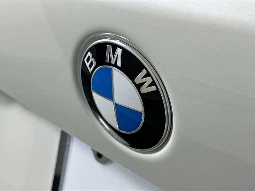 2026 BMW X5 M - Image 22