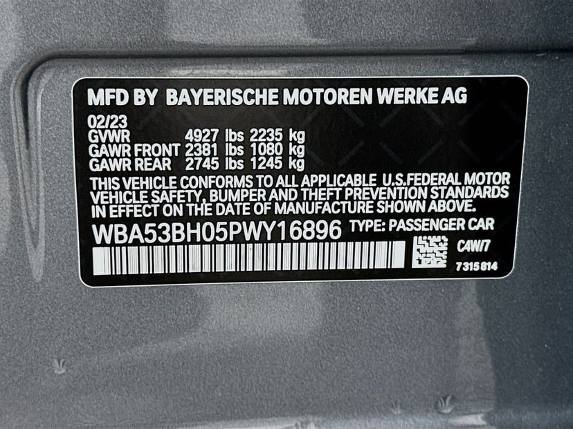 2023 BMW 5 Series - Image 33