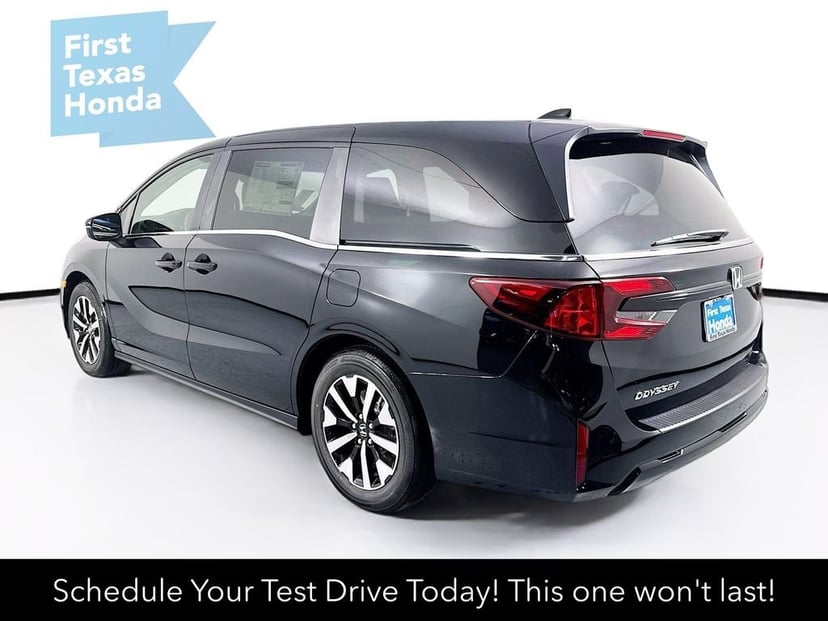 2026 Honda Odyssey - Image 6