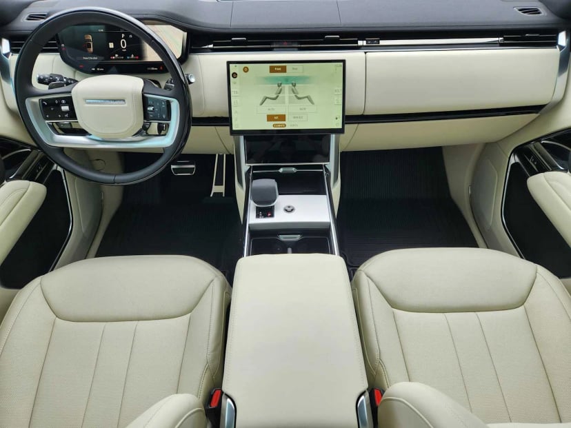 2026 LAND ROVER Range Rover - Image 25