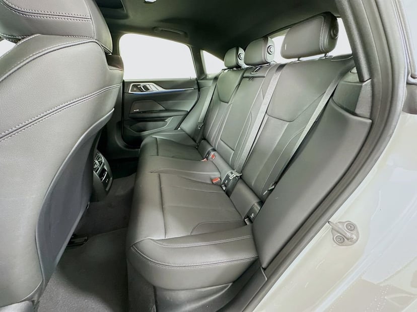 2026 BMW i4 - Image 17