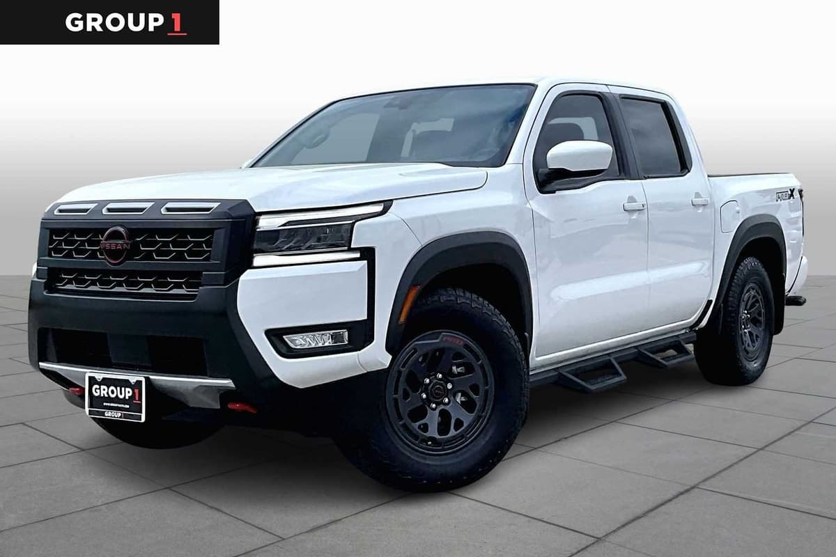 2025 Nissan Frontier - Image 1