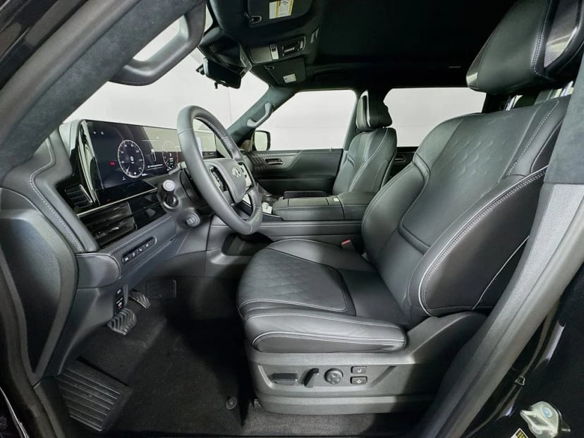 2026 INFINITI QX80 - Image 24