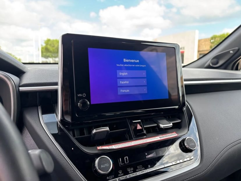 2025 Toyota Corolla Cross - Image 22