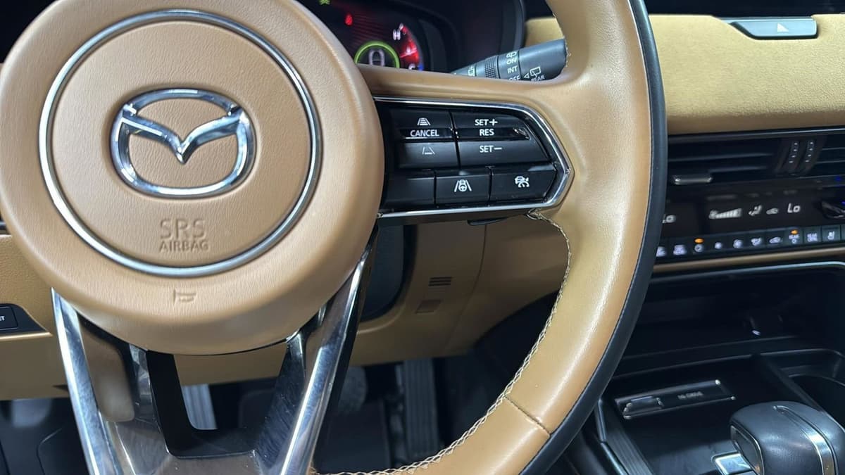 2024 Mazda CX-90 - Image 16