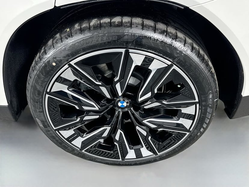 2026 BMW X3 - Image 23