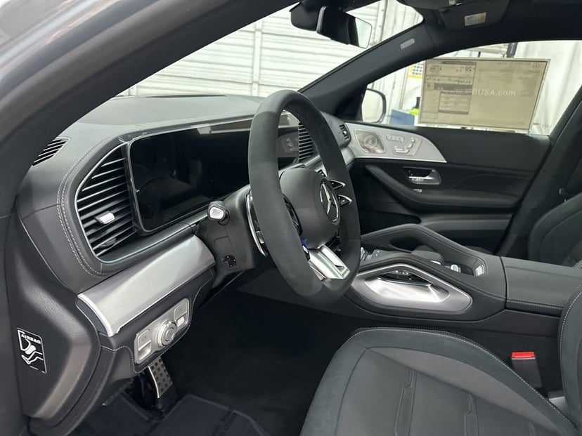 2026 Mercedes-Benz GLE - Image 8