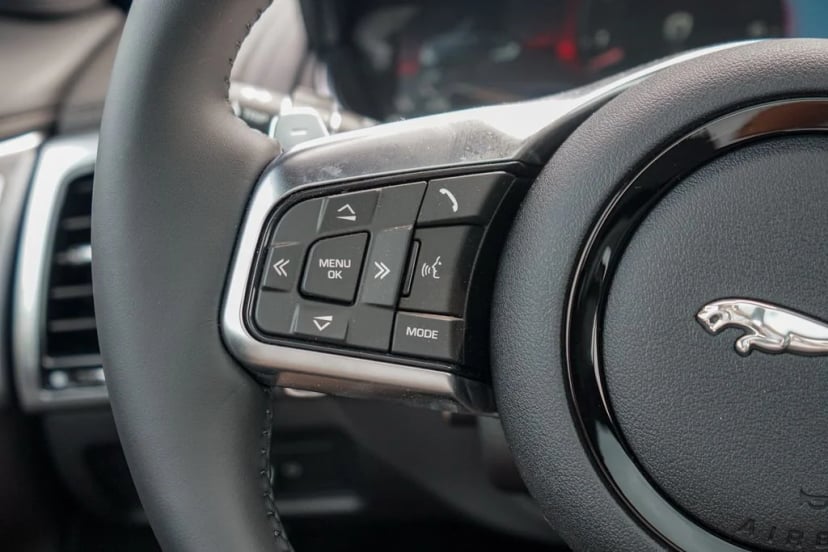 2024 Jaguar F-TYPE - Image 20
