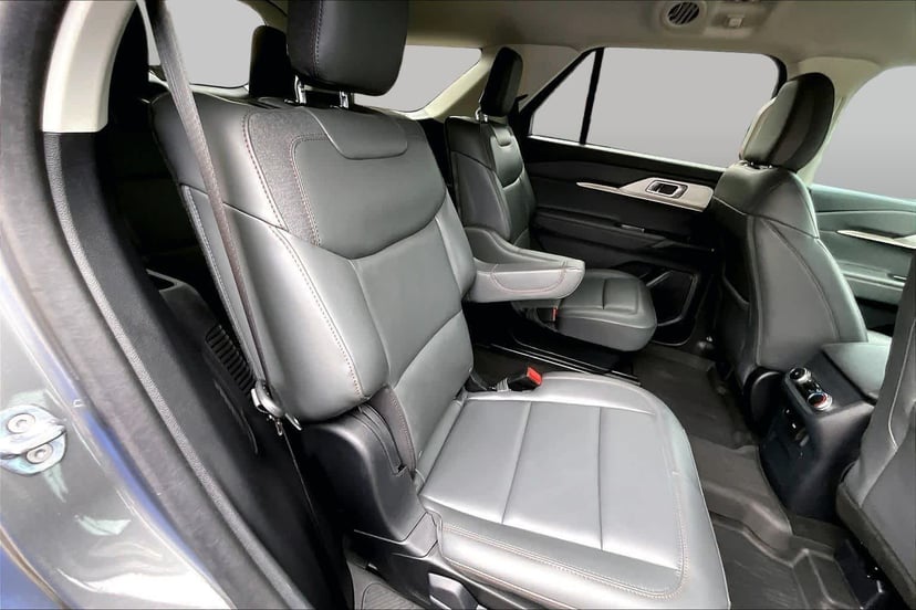 2025 Ford Explorer - Image 19