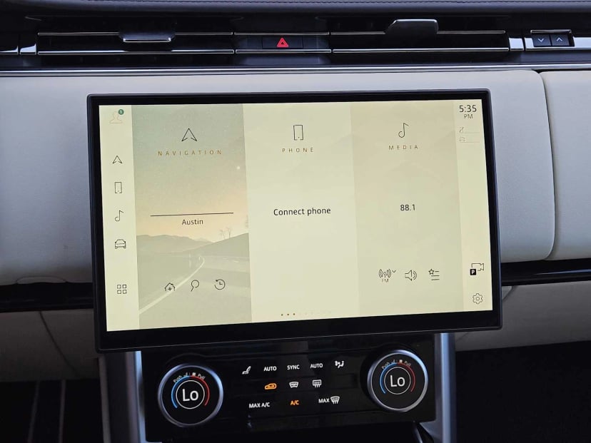 2023 Land Rover Range Rover - Image 17