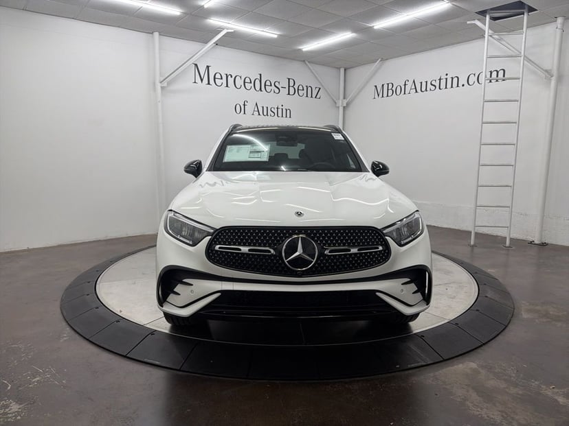 2026 Mercedes-Benz GLC - Image 2