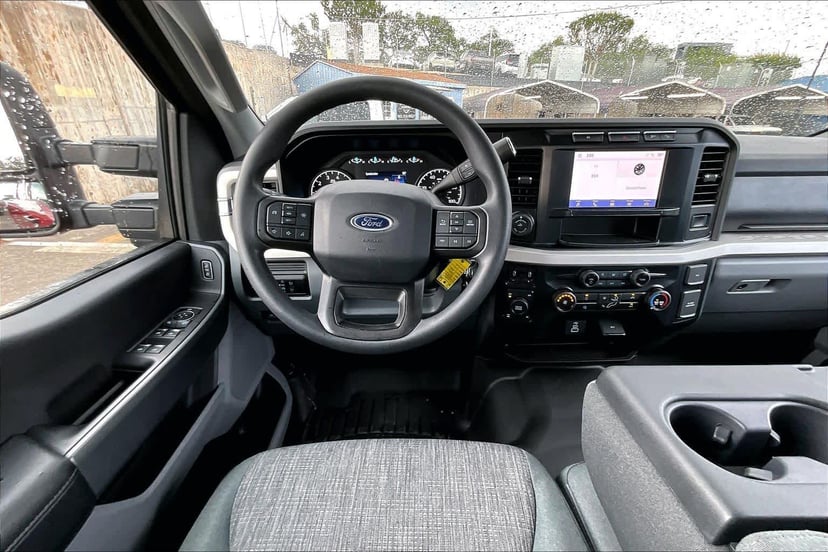 2023 Ford F-250 - Image 6