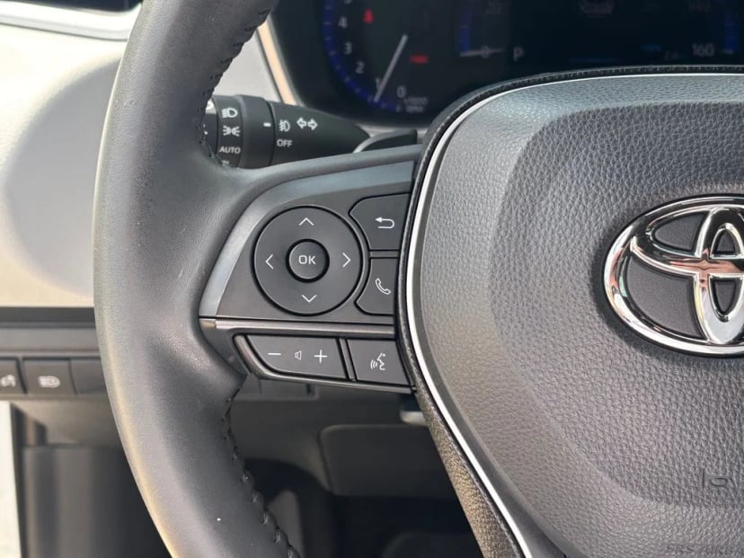 2021 Toyota Corolla Hatchback - Image 17