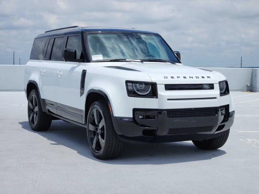 2026 LAND ROVER Defender 130 - Image 3