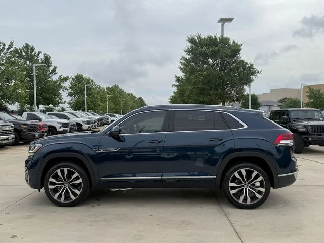 2022 Volkswagen Atlas Cross Sport - Image 8