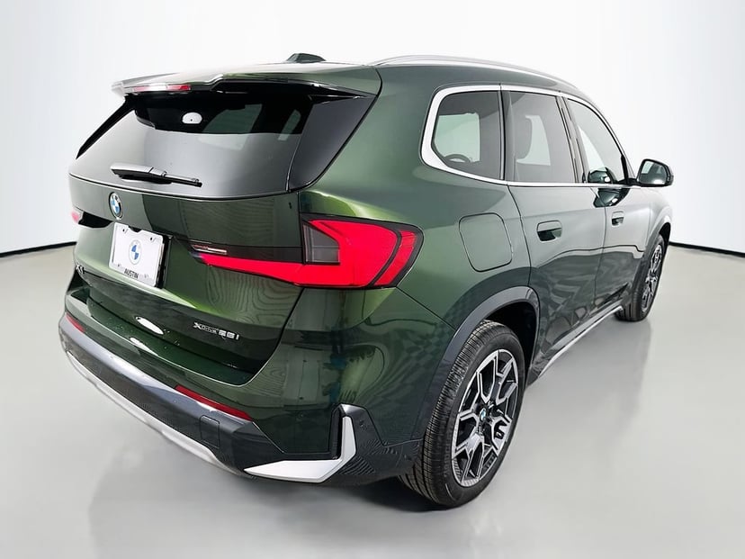 2025 BMW X1 - Image 5