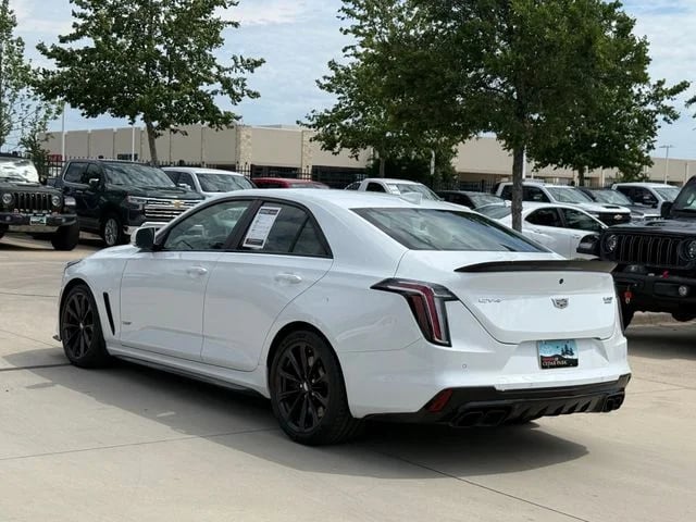 2023 Cadillac CT4 - Image 6