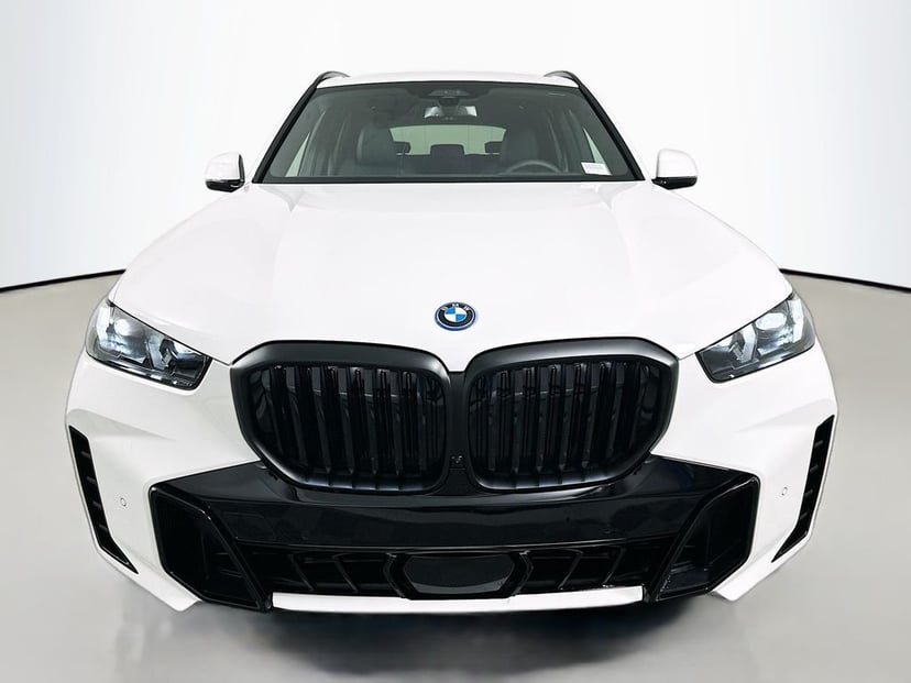 2026 BMW X5 - Image 2