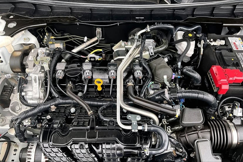 2025 Nissan Altima - Image 32