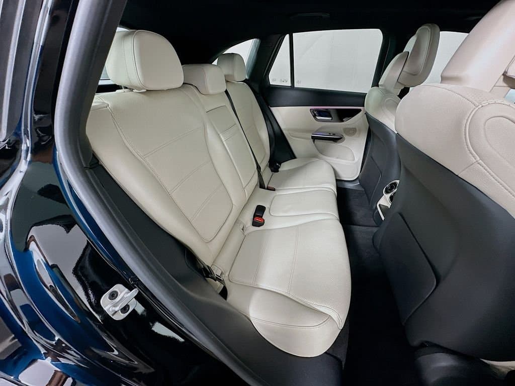 2024 Mercedes-Benz GLC - Image 27