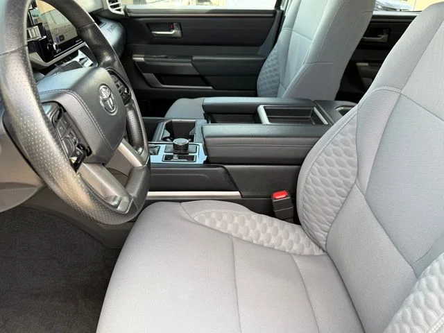 2024 Toyota Tundra - Image 9