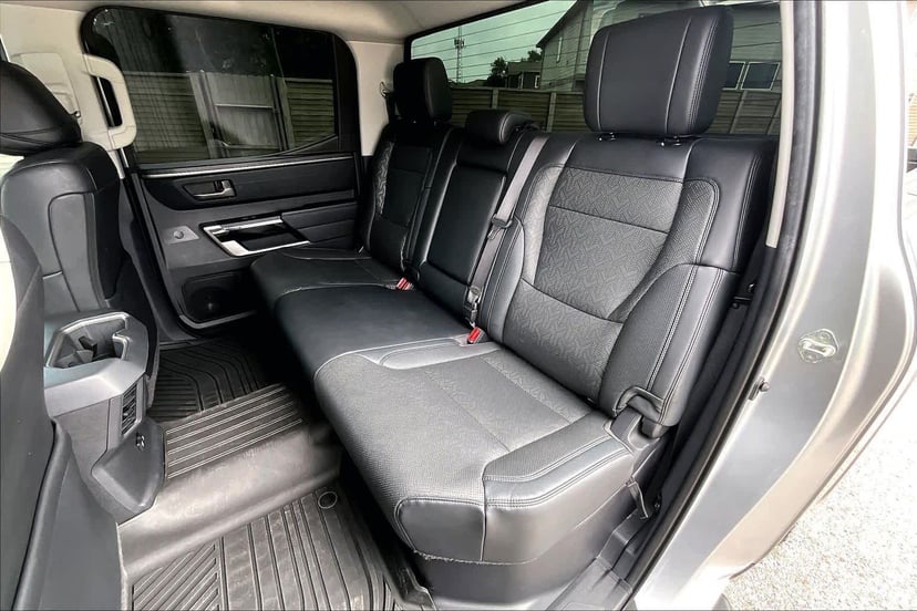 2022 Toyota Tundra - Image 19