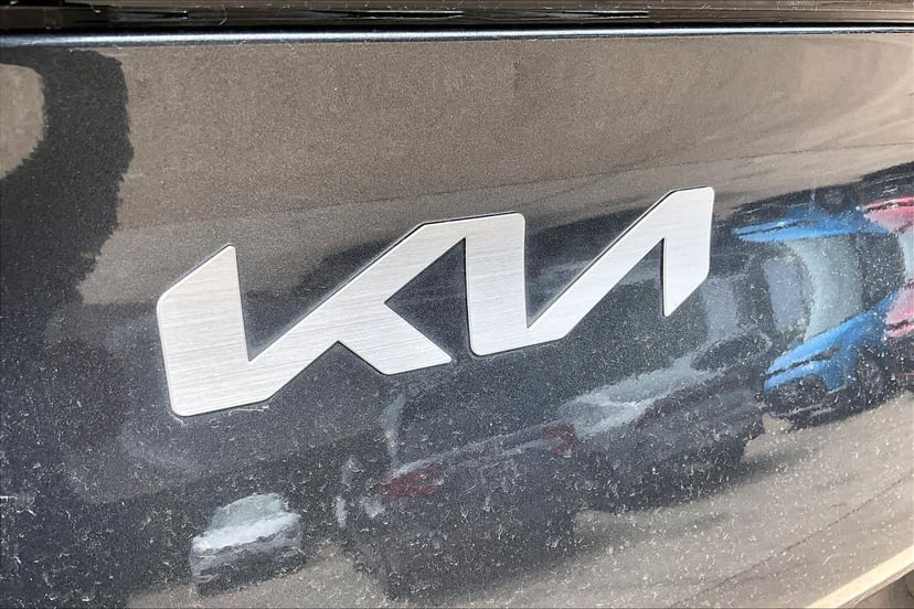 2024 Kia Sportage - Image 10