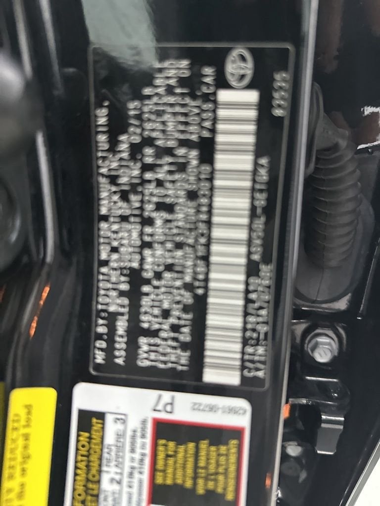 2015 Toyota Camry - Image 25