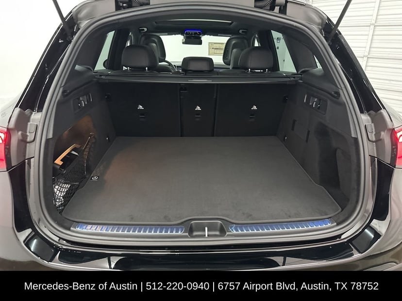 2026 Mercedes-Benz GLC - Image 25
