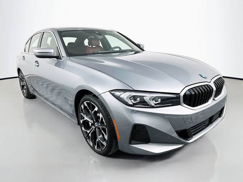 2025 BMW 3 Series - Image 3