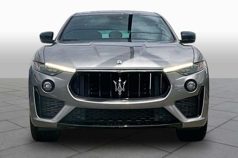 2022 Maserati Levante - Image 3