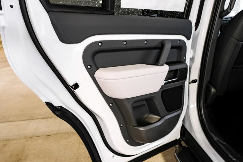 2026 Land Rover Defender 110 - Image 29