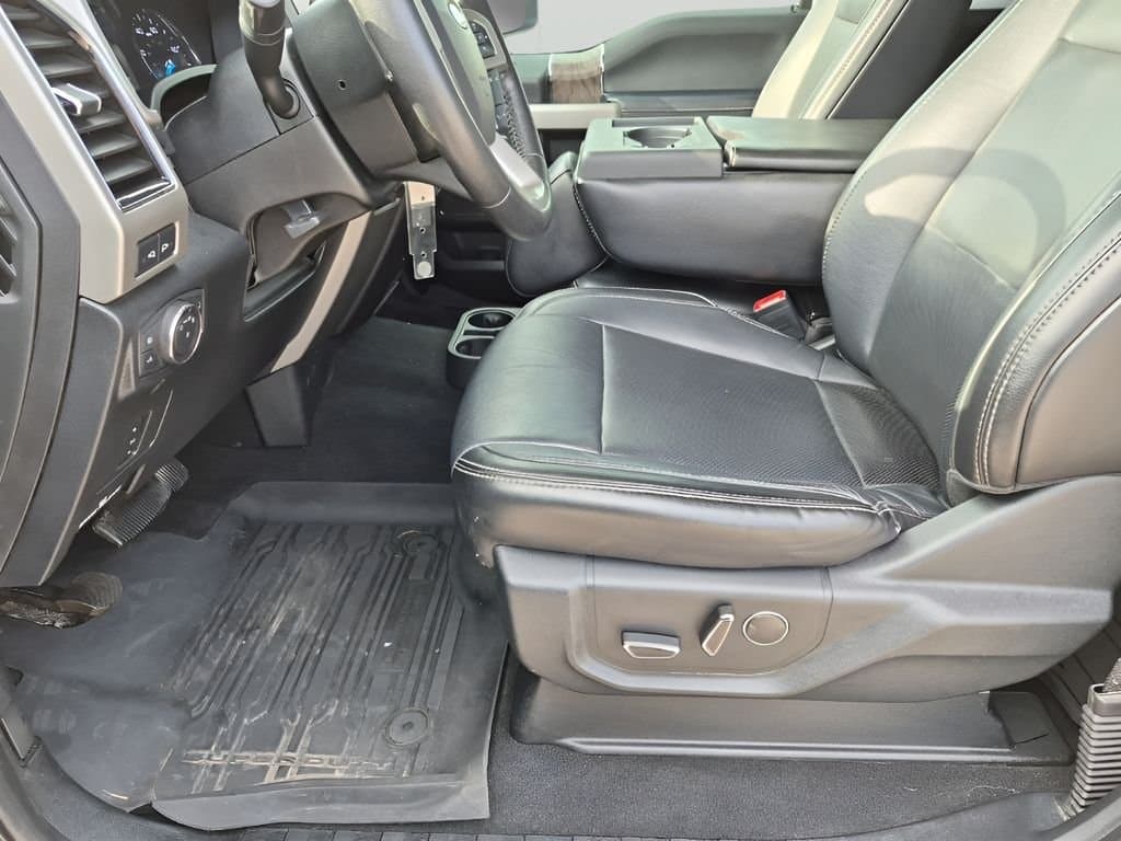 2019 Ford F-250SD - Image 30