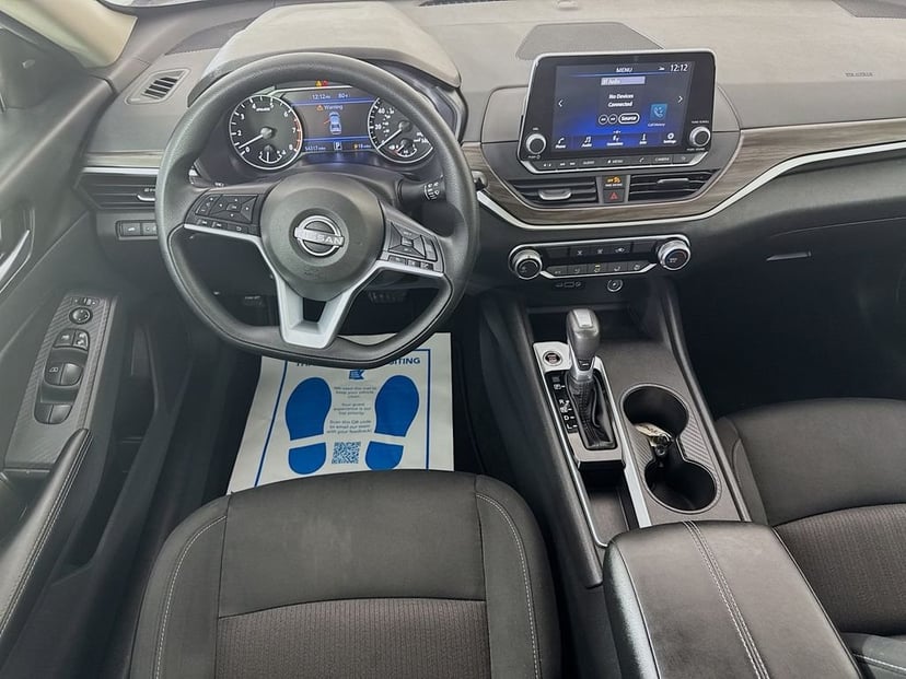 2025 Nissan Altima - Image 26
