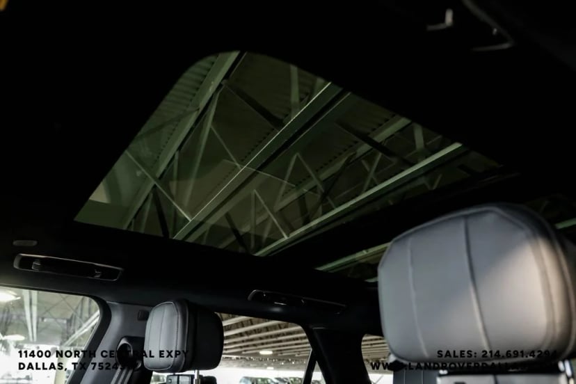 2026 Land Rover Range Rover Sport - Image 4