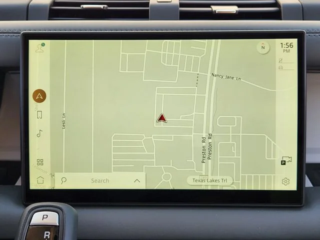 2025 Land Rover Defender 130 - Image 12