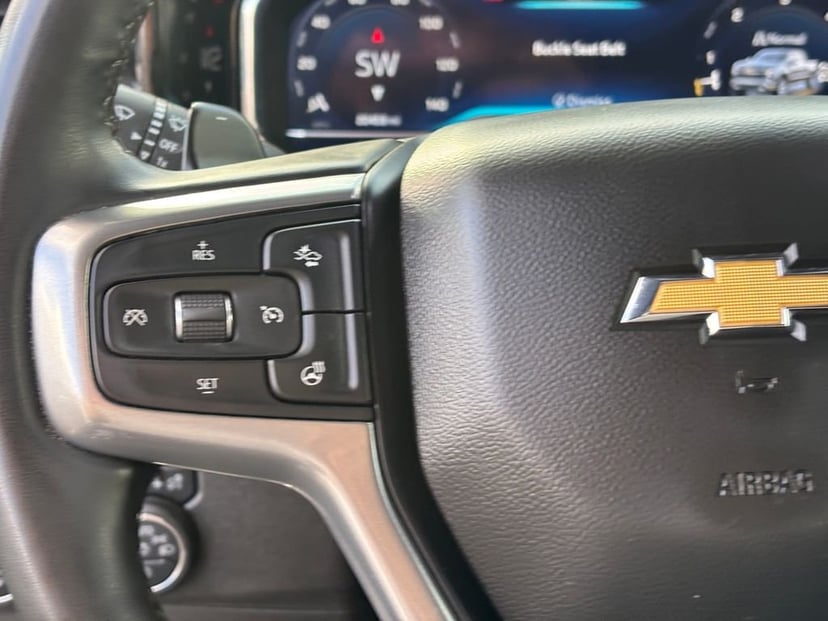 2025 Chevrolet Silverado 1500 - Image 13