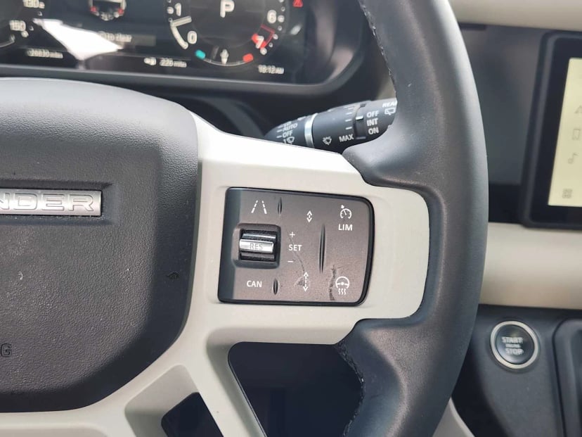 2024 Land Rover Defender - Image 29