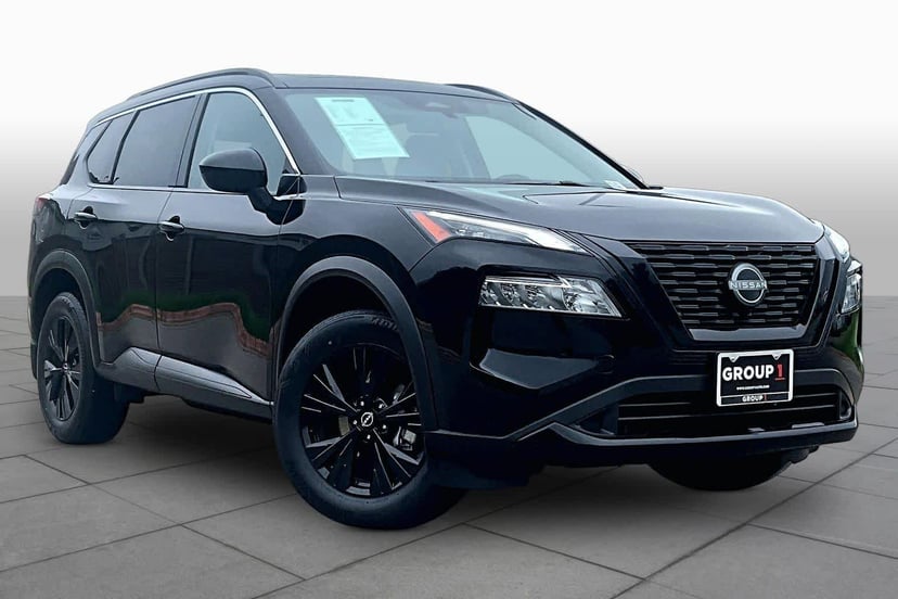 2023 Nissan Rogue - Image 3