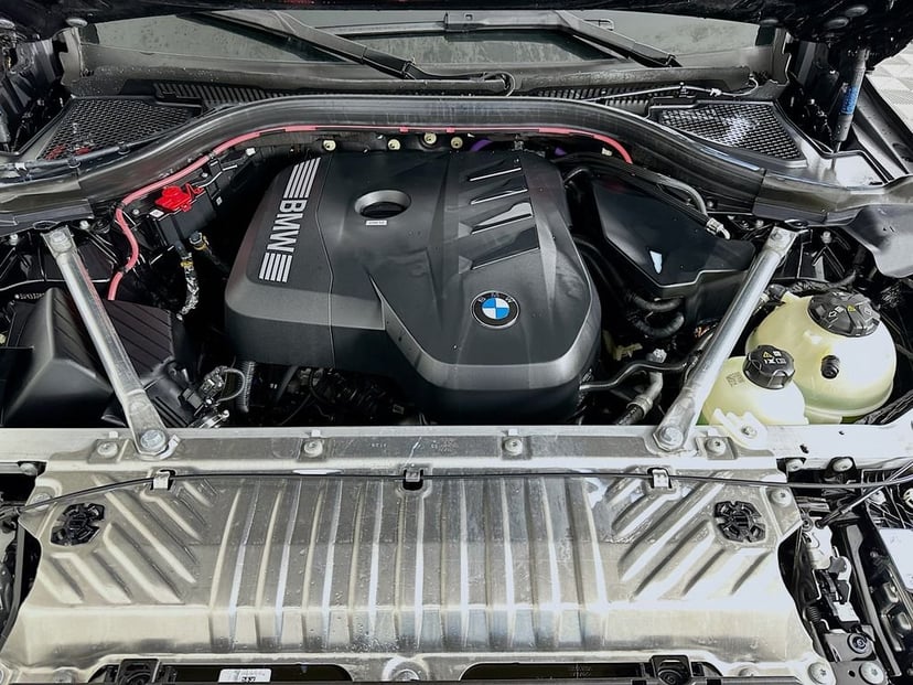 2025 BMW X3 - Image 28
