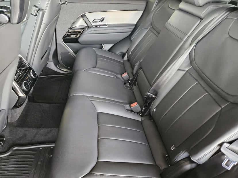 2026 LAND ROVER Range Rover Sport - Image 23