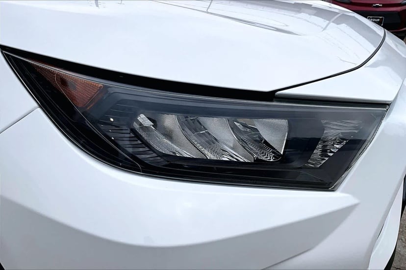 2021 Toyota RAV4 - Image 26