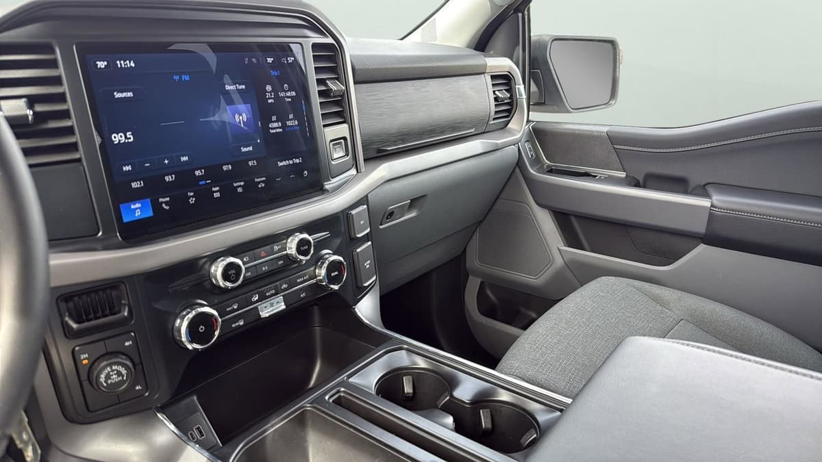 2025 Ford F-150 - Image 20