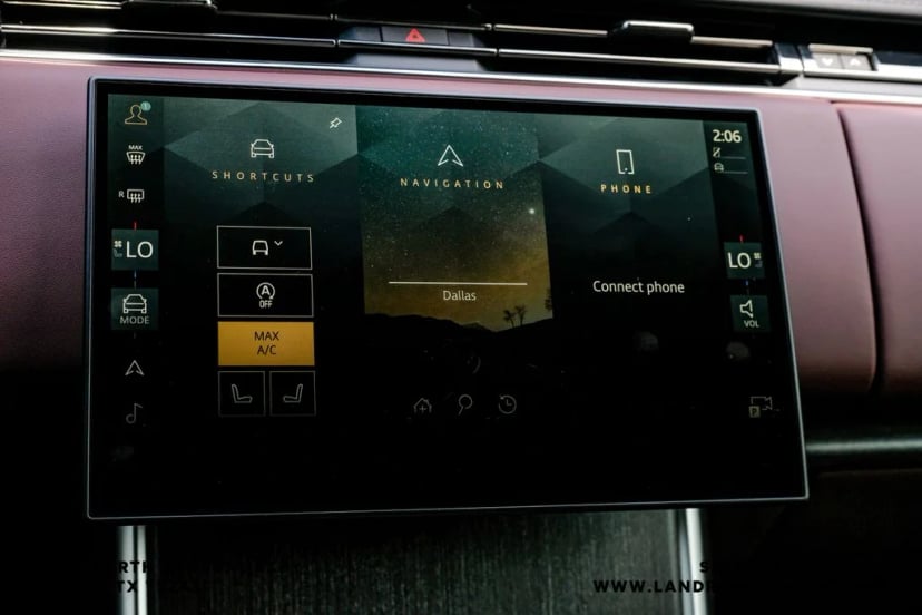 2026 Land Rover Range Rover - Image 32