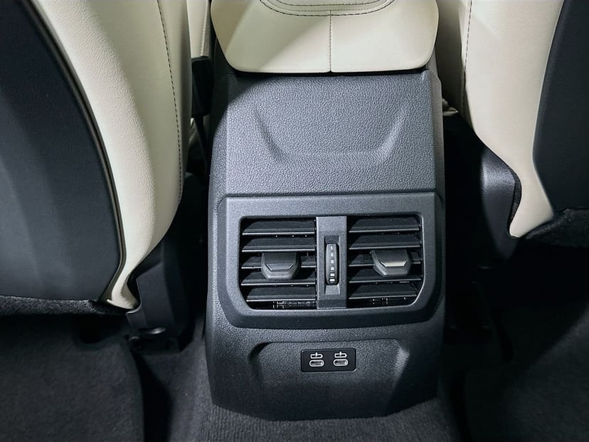 2026 BMW 2 Series - Image 18