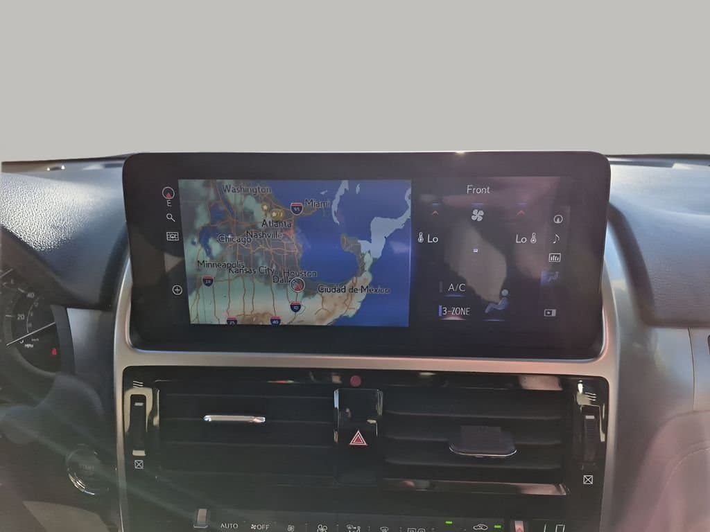 2023 Lexus GX - Image 40