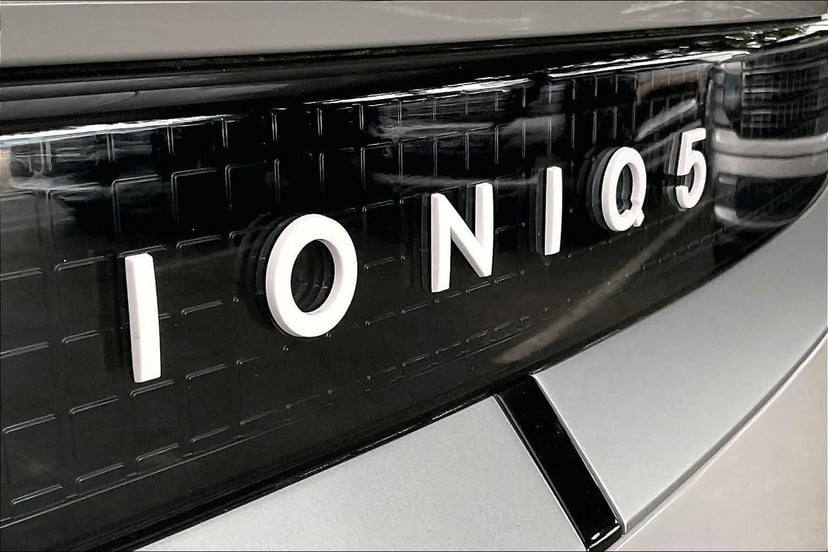 2026 Hyundai IONIQ 5 - Image 9